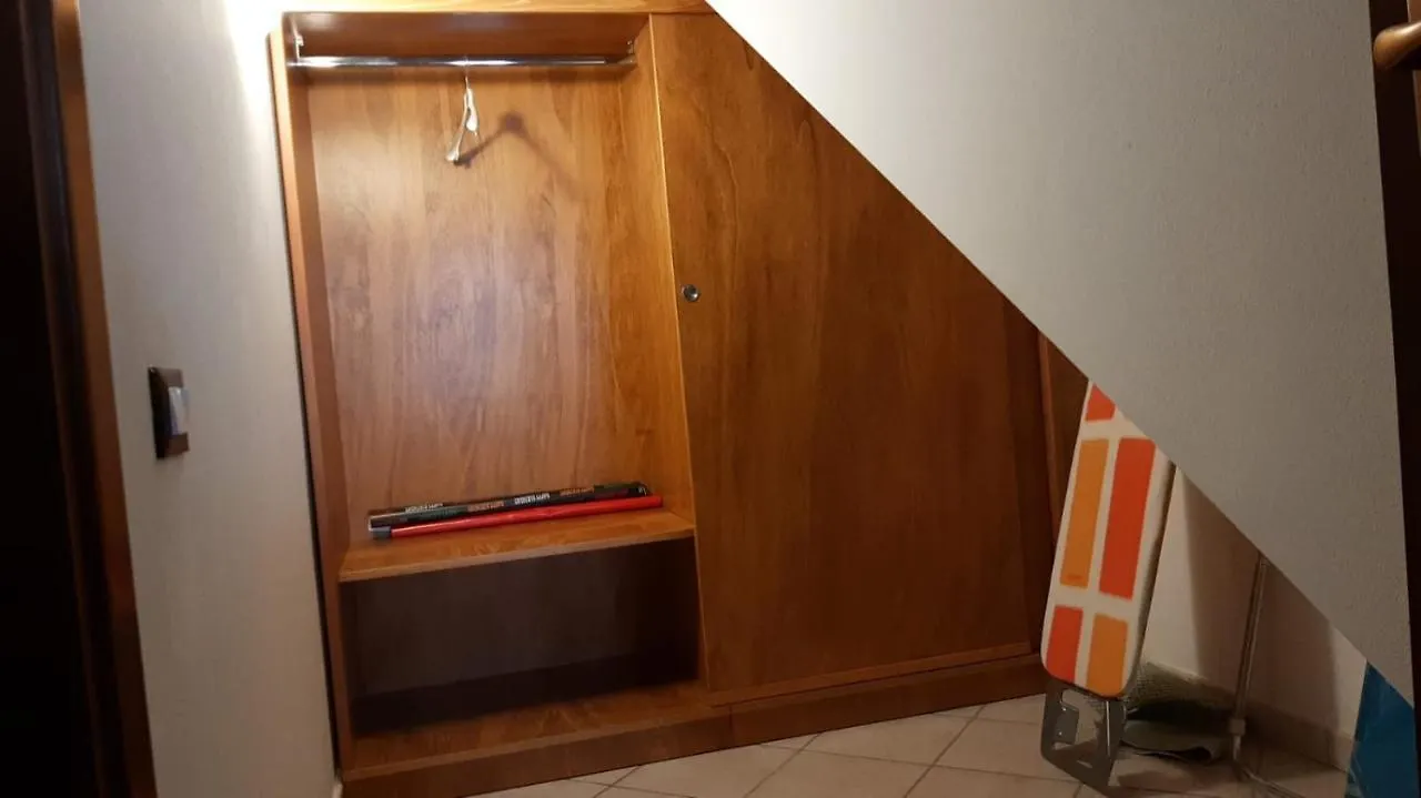 Casa Giovanna Porto Pino 0*,  Itálie
